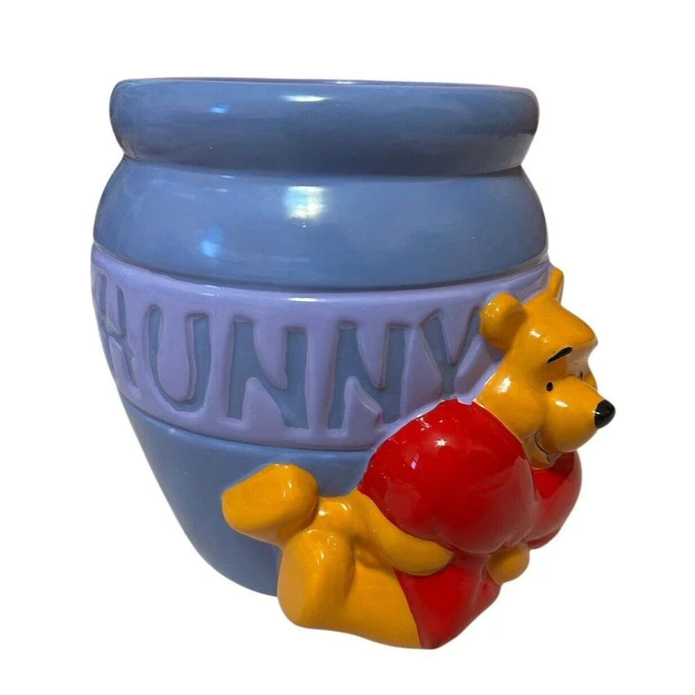 Winnie The Pooh Ceramic Cookie Jar Honey Disney Colorful Heart